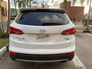Hyundai Santa Fe Limited AWD 2016 White