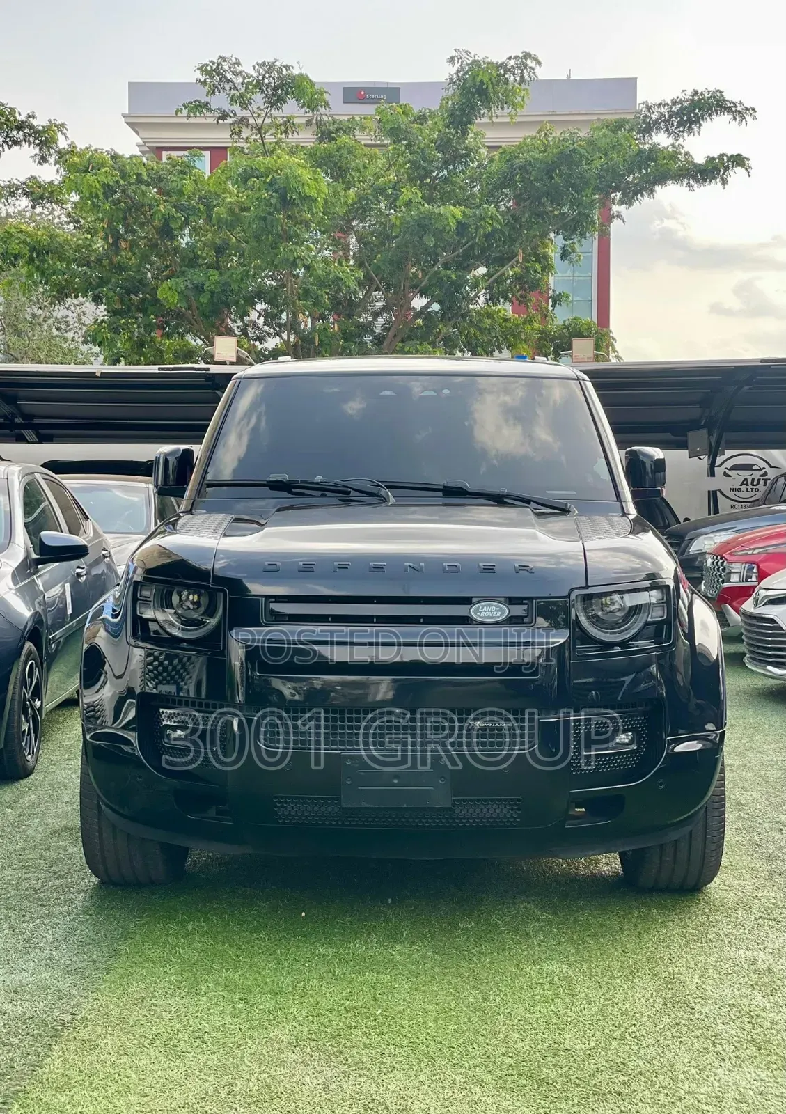 Land Rover Defender 2023 Black