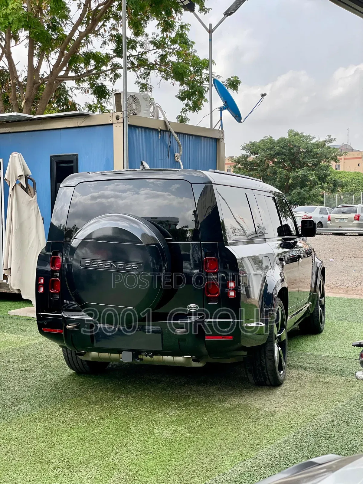 Land Rover Defender 2023 Black