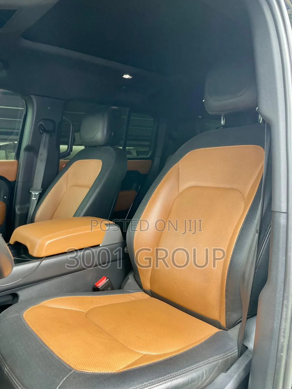 Land Rover Defender 2023 Black