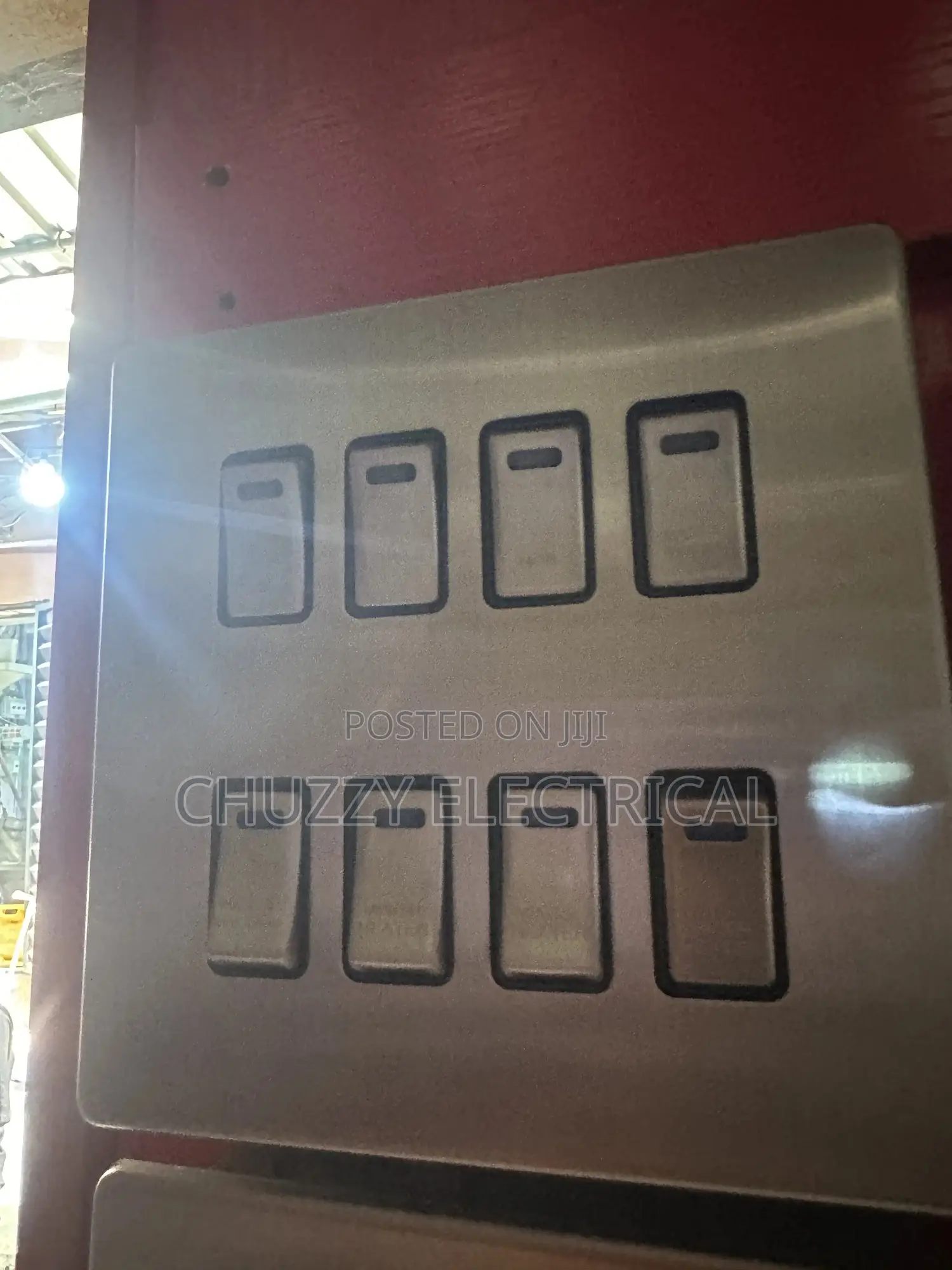 8-Gang Switch