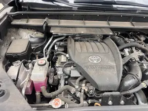 Toyota Highlander Platinum AWD 2024 Gray