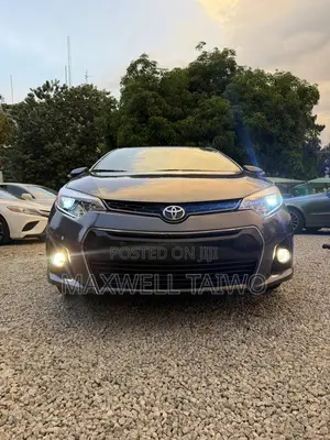 Toyota Corolla S 4dr Sedan (1.8L 4cyl CVT) 2015 Gray