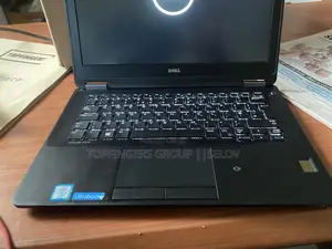 Laptop Dell Latitude 12 E7270 8GB Intel Core i5 SSD 256GB