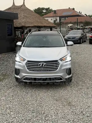 Hyundai Santa Fe 2017 Silver