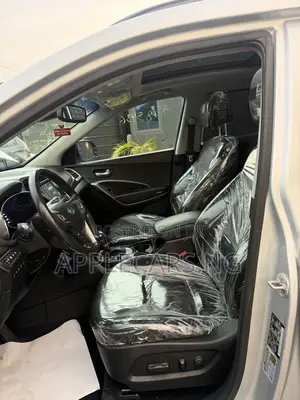 Hyundai Santa Fe 2017 Silver