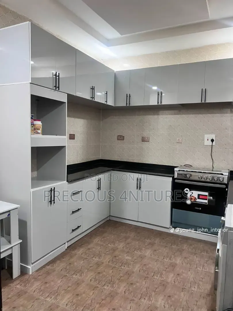 Kitchen Cabinet