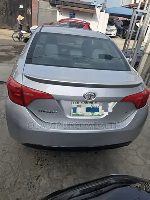 Toyota Corolla 2015 Silver