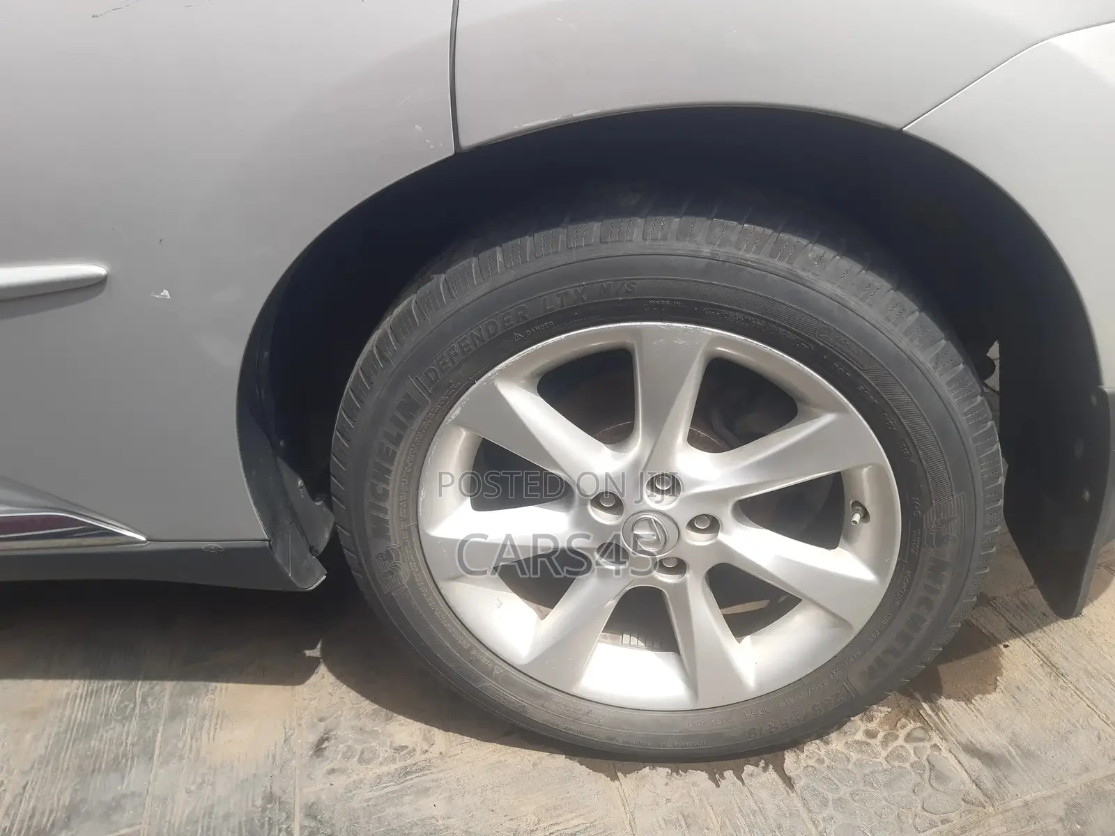 Lexus RX 2011 Silver