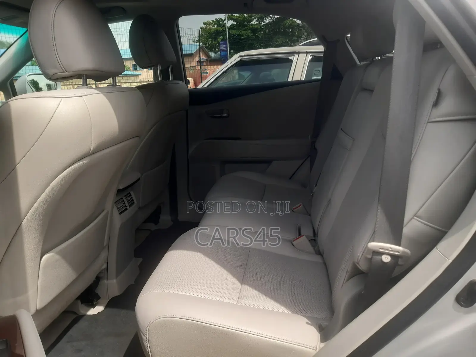 Lexus RX 2011 Silver