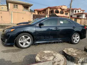 Toyota Camry SE 4dr Sedan (2.5L 4cyl 6A) 2013 Black