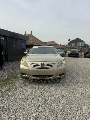 Toyota Camry 2008 Gold