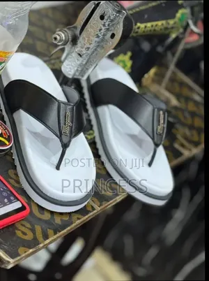 Unisex Platform Flip Flops Thick Sole Comfort Slides