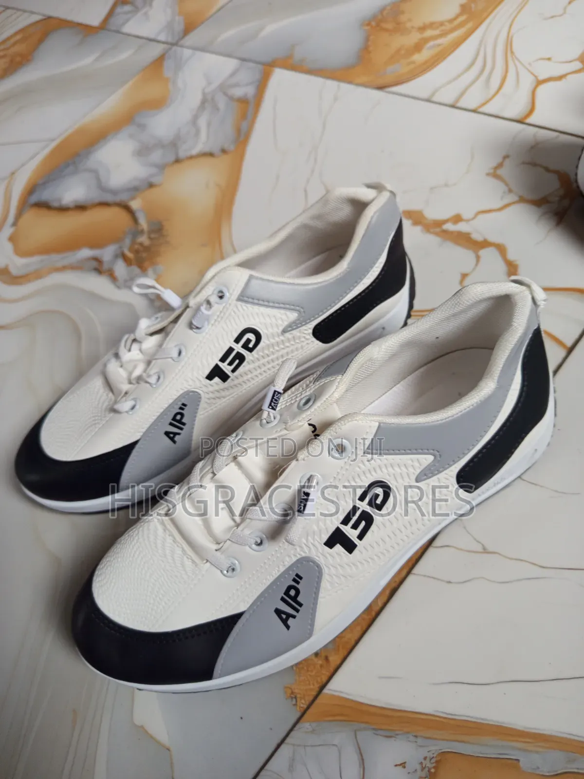 Unisex Sneakers