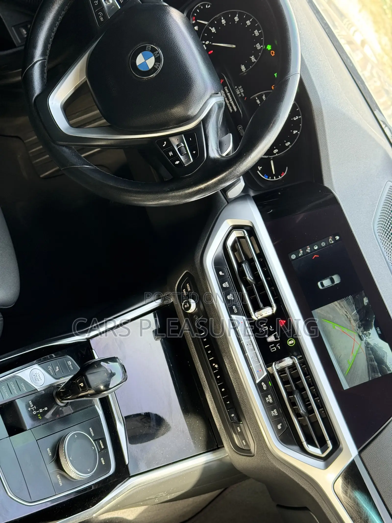 BMW 330i 2019 Silver