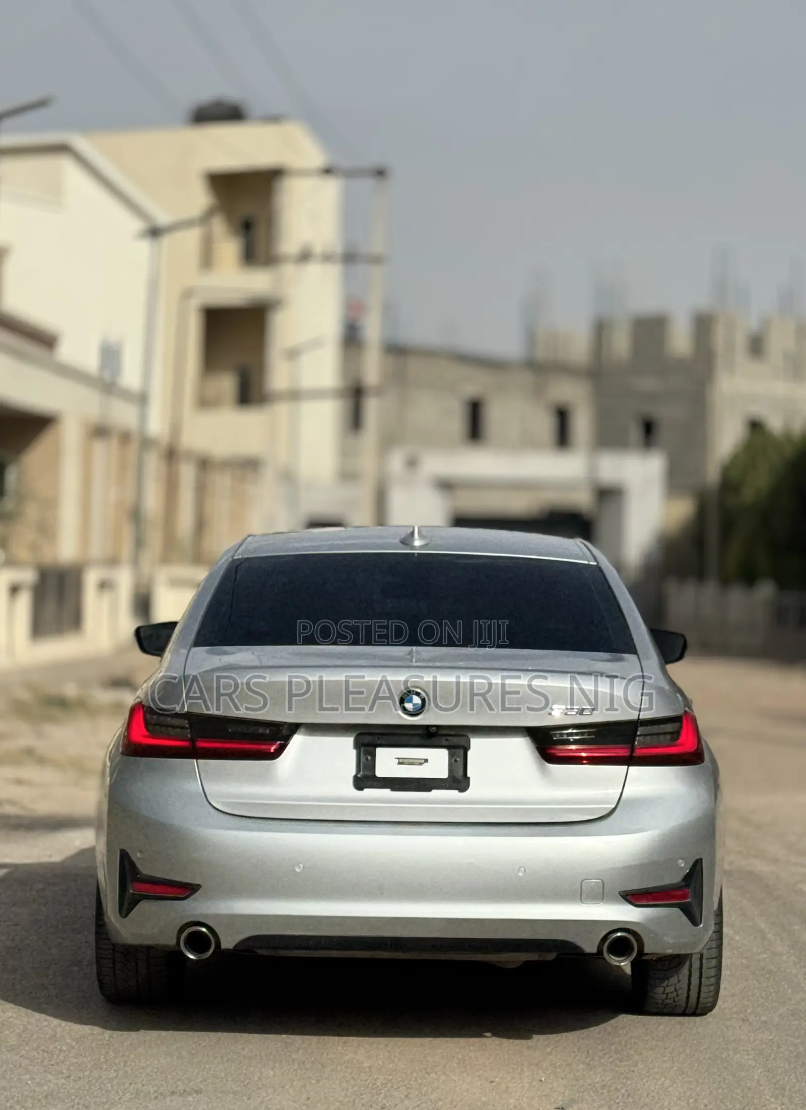BMW 330i 2019 Silver