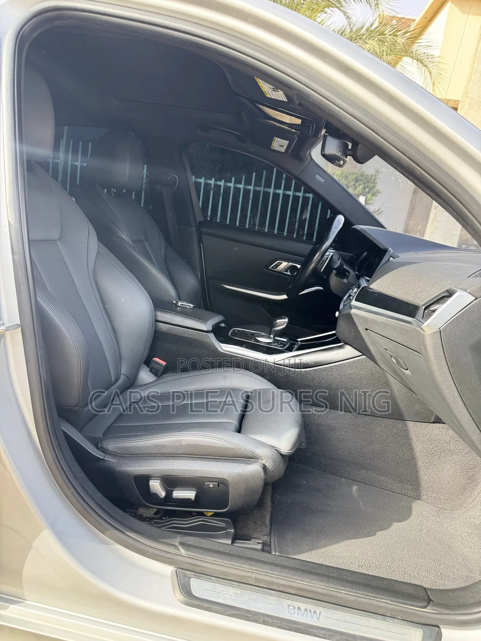 BMW 330i 2019 Silver