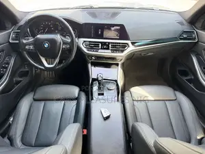 BMW 330i 2019 Silver