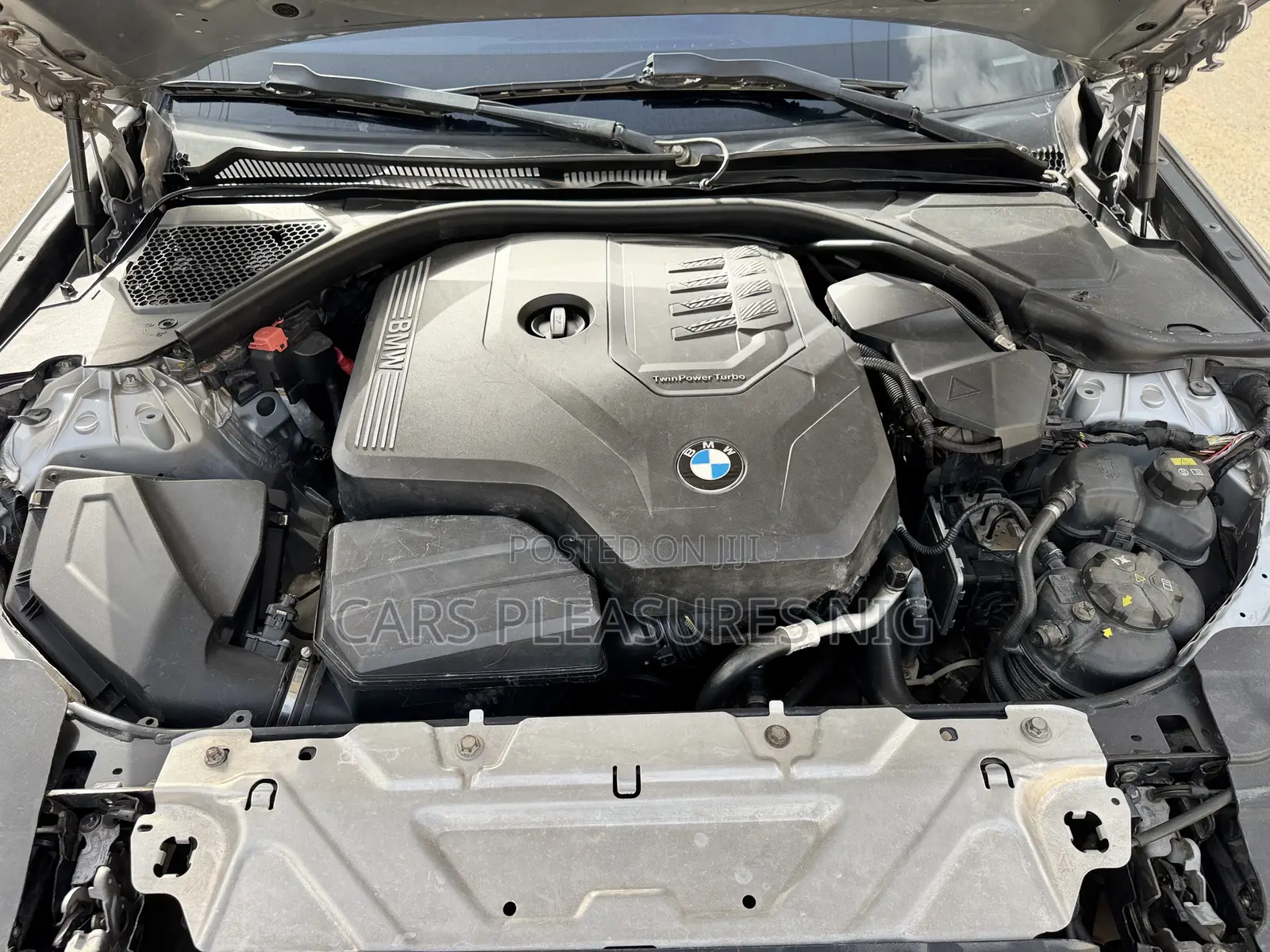 BMW 330i 2019 Silver