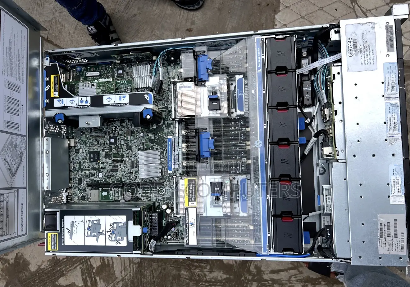 Server HP ProLiant DL380P Gen8 32GB Intel Xeon HDD 1T