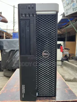 Desktop Computer Dell Precision 5820 32GB Intel Xeon HDD 1T