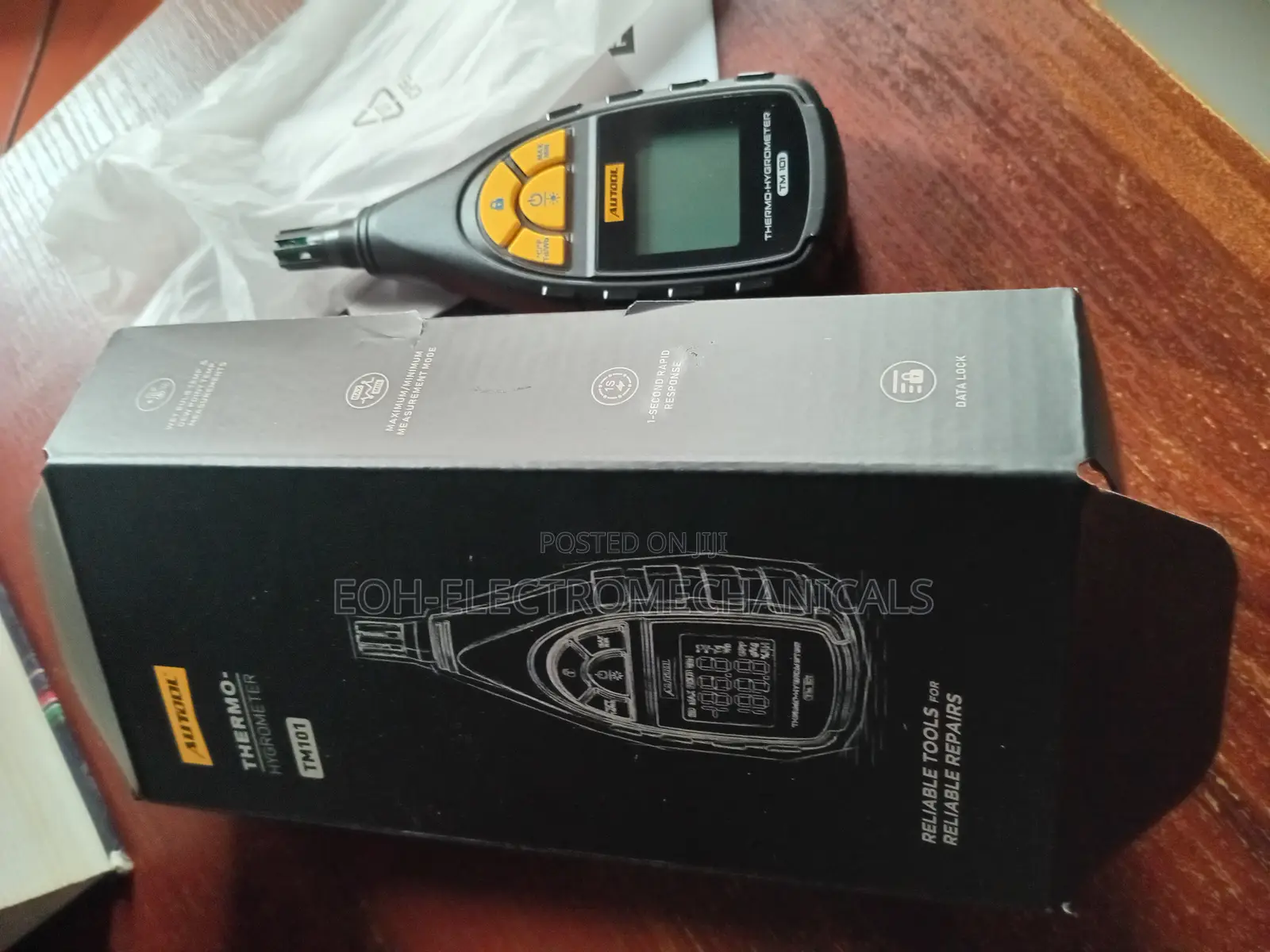 Digital Psychrometer; Humidity and Temperature Meter