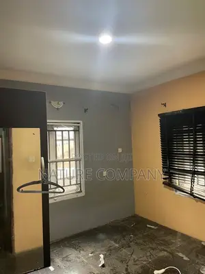 3bdrm Block of Flats in Shangisha, Magodo for rent
