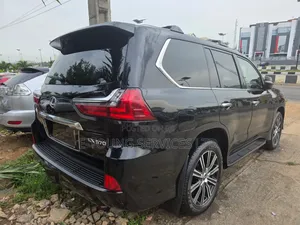 Lexus LX 570 AWD 2018 Black