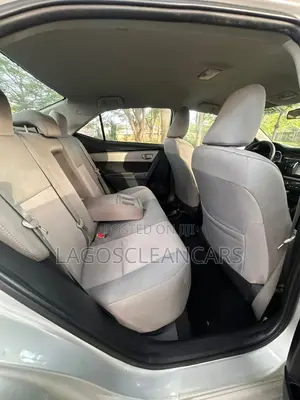 Toyota Corolla LE Plus 4dr Sedan (1.8L 4cyl CVT) 2015 Silver