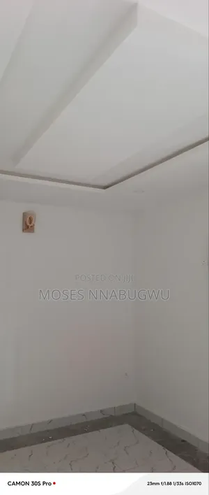1bdrm Block of Flats in Peter Odili Axis, Trans Amadi for rent