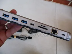 J5create Usb-C Triple Display Docking Station With Complete Accesories