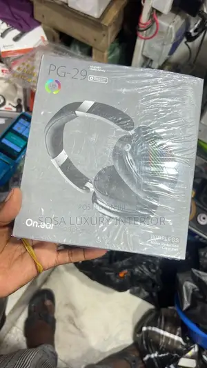 Pg-29 Wireless Led on-Ear Headphones
