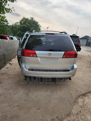 Toyota Sienna LE AWD 2005 Silver