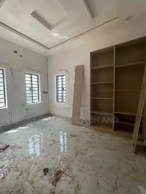 2bdrm Duplex in Kolapo Ishola Gra, Akobo for rent