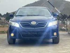 Toyota Camry LE 4dr Sedan (2.5L 4cyl 6AM) 2010 Blue