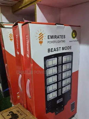 4000watts Emirates Solar Streetlights