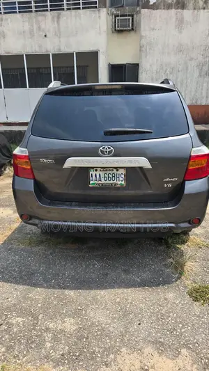 Toyota Highlander 4x4 2009 Gray