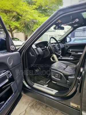 Land Rover Range Rover Vogue 2016 Black
