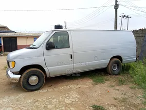 Van Available for Relocation Within Lagos and Interstate