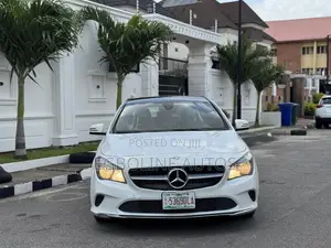 Mercedes-Benz CLA-Class CLA 250 4MATIC Sedan 2017 White