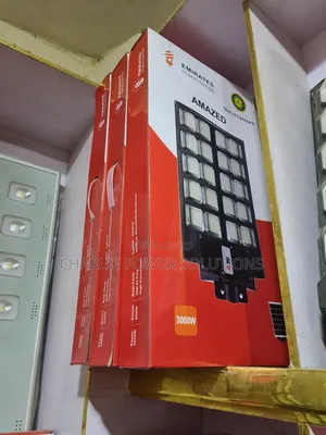 3000watts Emirates Solar Streetlight