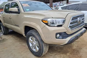 Toyota Tacoma TRD Off Road 2018 Beige