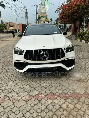 Mercedes-Benz GLE-Class AMG GLE 63 4MATIC 2022 White