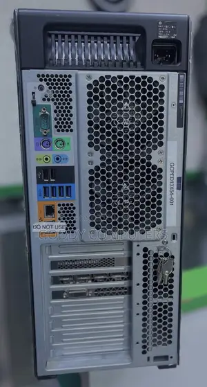 Desktop Computer HP Z840 64GB Intel Xeon HDD 512GB
