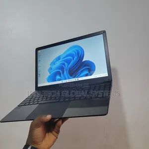Laptop 8GB Intel Celeron SSD 256GB