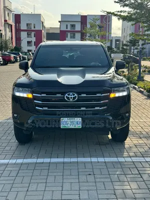 Toyota Land Cruiser 2025 Black