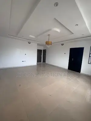 3bdrm Block of Flats in Alafia Estate Akobo for rent