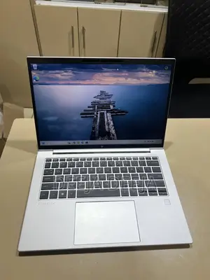 Laptop HP EliteBook 845 G8 16GB Intel Core i7 SSD 512GB