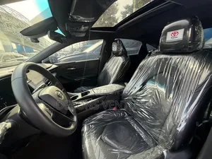 Toyota Avalon 2023 Black