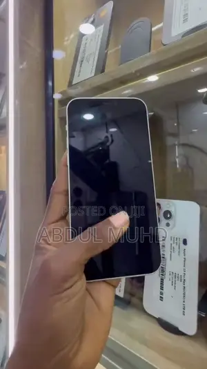 Apple iPhone 12 64 GB